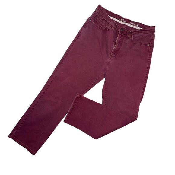 Lee Jean  - Picture 1 of 5